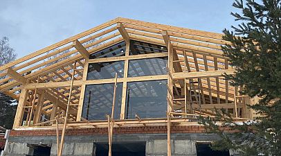 Остеклен фахверк под Екатеринбургом