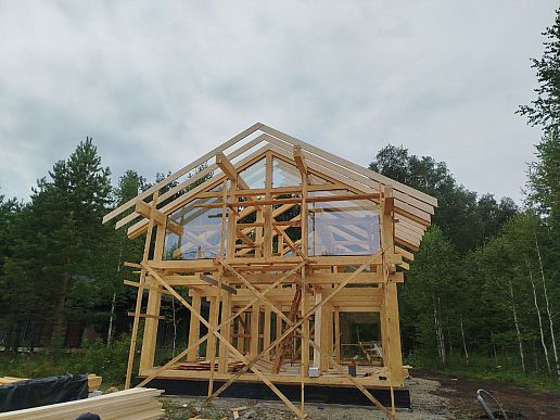 Сборка каркаса и остекление дом Парус Сочи